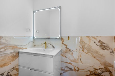 Apartament w Punta Prima, Alicante, Hiszpania 2 sypialnie, 70 mkw. nr 190284 – zdjęcie 4