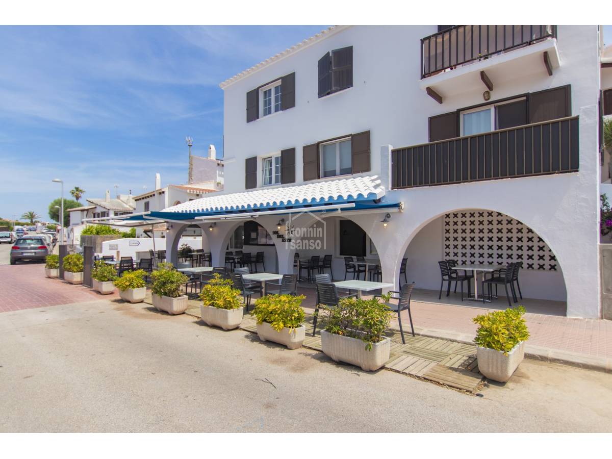 Cafe / restaurant à Es Castell, Menorca, Espagne 68 m2 No. 141428