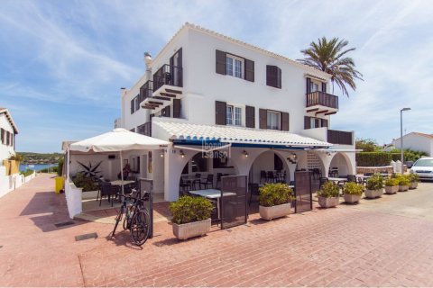 Продажа кафе / ресторана в Эс Кастель, Менорка, Испания 68м2 №141428 - фото 1