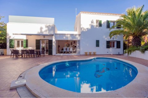 Villa à vendre à Port d'Addaya, Menorca, Espagne, 4 chambres, 212 m2 No. 141429 - photo 1