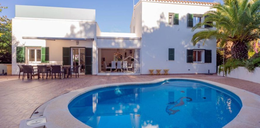 Villa à Port d'Addaya, Menorca, Espagne 4 chambres, 212 m2 No. 141429