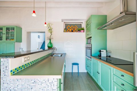 Radhus till salu i Mahon, Menorca, Spanien 5 sovrum, 274 kvm. Nr. 141427 - foto 5