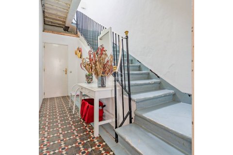 Radhus till salu i Mahon, Menorca, Spanien 5 sovrum, 274 kvm. Nr. 141427 - foto 3