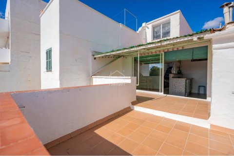 Radhus till salu i Mahon, Menorca, Spanien 5 sovrum, 274 kvm. Nr. 141427 - foto 8