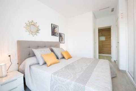 Villa for sale in La Herrada, Alicante, Spain 3 bedrooms, 105 sq.m. No. 165167 - photo 8