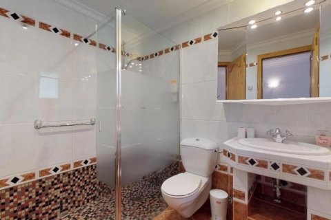 Villa for sale in Maryvilla, Alicante, Spain 7 bedrooms, 441 sq.m. No. 165163 - photo 26