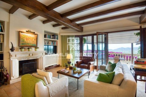 Huvila myytävänä Platja D'aro, Girona, Espanja, 4 makuuhuonetta, 421 m2 No. 176731 - kuva 16