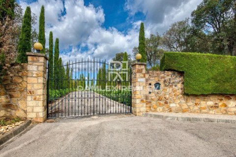 Huvila myytävänä Platja D'aro, Girona, Espanja, 4 makuuhuonetta, 421 m2 No. 176731 - kuva 6