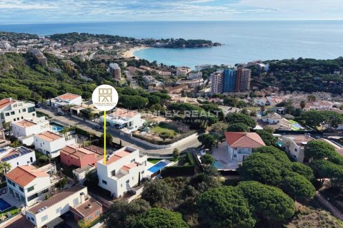 Willa w Sant Feliu de Guixols, Girona, Hiszpania 4 sypialnie, 253 mkw. nr 176729
