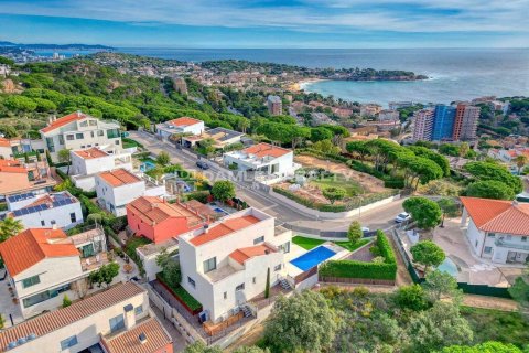 Villa in vendita a Sant Feliu de Guixols, Girona, Spagna 4 camere da letto, 253 mq. N° 176729 - foto 4
