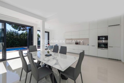 Villa in vendita a Platja D'aro, Girona, Spagna 4 camere da letto, 374 mq. N° 176730 - foto 17