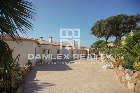 Huvila myytävänä Platja D'aro, Girona, Espanja, 6 makuuhuonetta, 600 m2 No. 176727 - kuva 21
