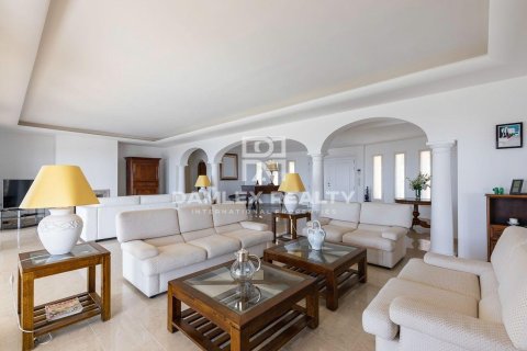 Huvila myytävänä Platja D'aro, Girona, Espanja, 6 makuuhuonetta, 600 m2 No. 176727 - kuva 7