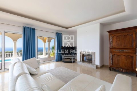 Huvila myytävänä Platja D'aro, Girona, Espanja, 6 makuuhuonetta, 600 m2 No. 176727 - kuva 8