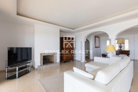 Huvila myytävänä Platja D'aro, Girona, Espanja, 6 makuuhuonetta, 600 m2 No. 176727 - kuva 9