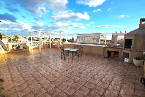 Продажа виллы Сьюдад Кесада, Аликанте, Испания 4 спальни, 198м2 №115685 - фото 17