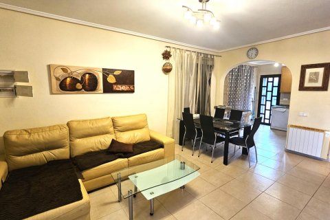 Продажа виллы Сьюдад Кесада, Аликанте, Испания 4 спальни, 198м2 №115685 - фото 4