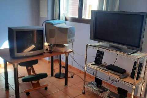 Apartment for sale in Canet d'En Berenguer, Valencia, Spain 1 bedroom, 262 sq.m. No. 165150 - photo 2