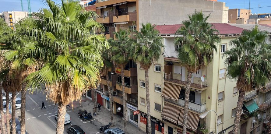 Appartamento a Alicante, Spagna 2 camere da letto, 65 mq. N° 165148