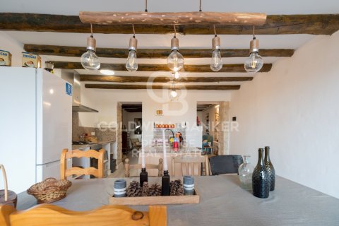 House for sale in Lleida, Spain 4 bedrooms, 360 sq.m. No. 159745 - photo 7