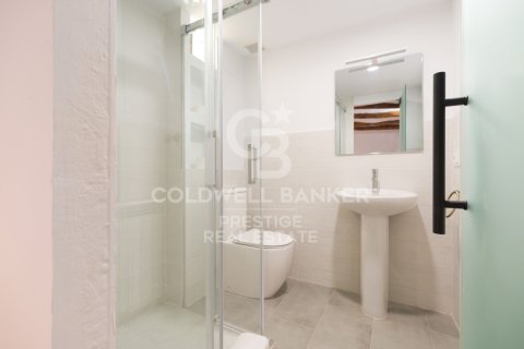 House for sale in Lleida, Spain 4 bedrooms, 360 sq.m. No. 159745 - photo 21