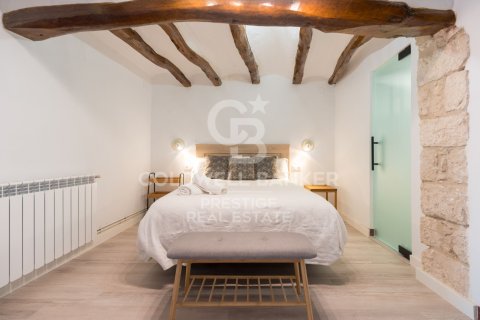 House for sale in Lleida, Spain 4 bedrooms, 360 sq.m. No. 159745 - photo 20