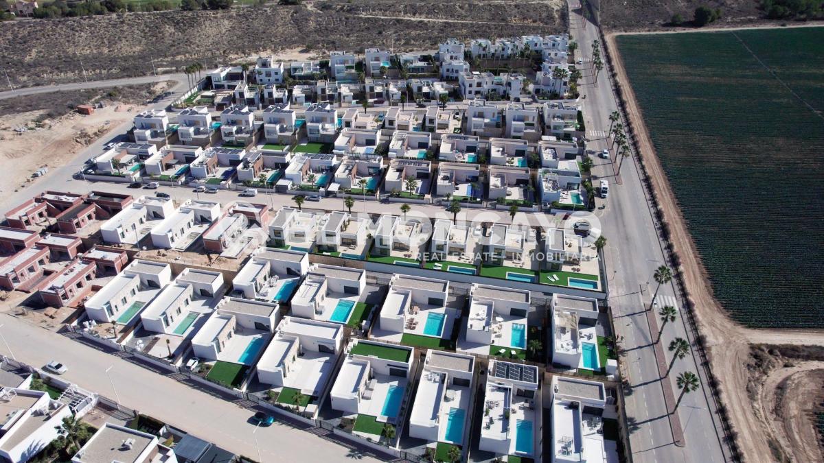 Villa a Algorfa, Alicante, Spagna 3 camere da letto, 113 mq. N° 112860