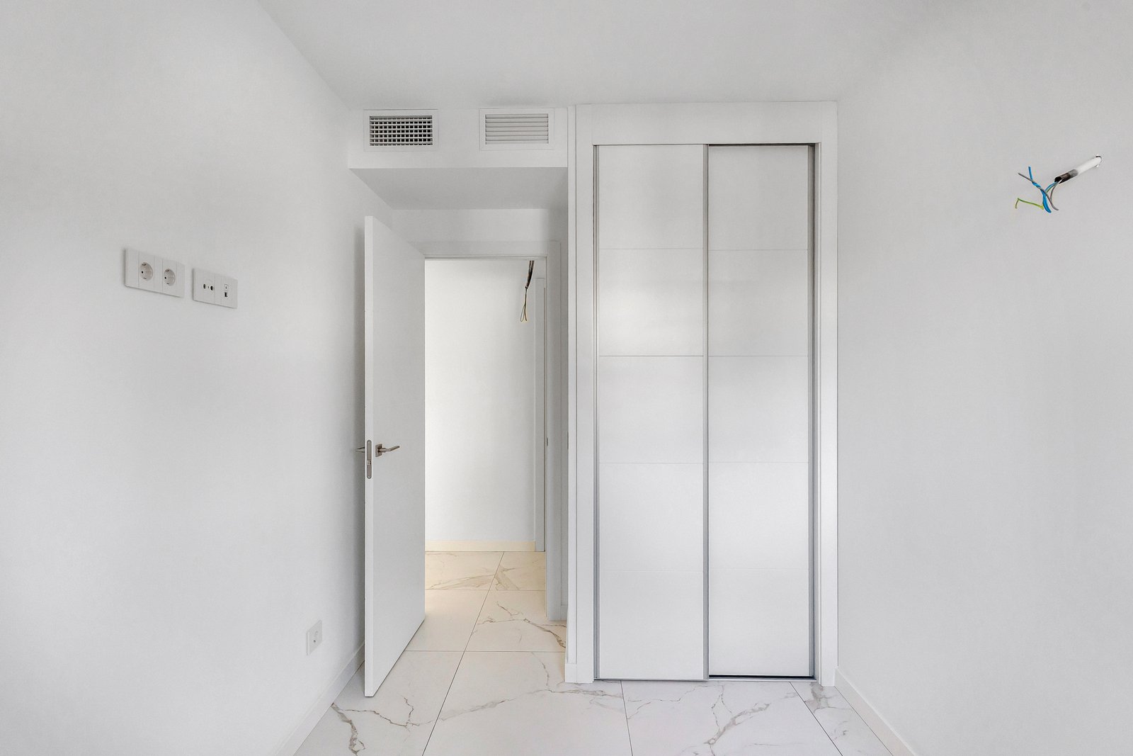 Apartamento en Punta Prima, Alicante, España 2 dormitorios, 61 m2 No. 195346