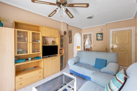 Huoneisto myytävänä Rocio Del Mar, Alicante, Espanja, 2 makuuhuonetta, 51 m2 No. 195347 - kuva 4
