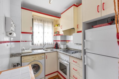 Huoneisto myytävänä Rocio Del Mar, Alicante, Espanja, 2 makuuhuonetta, 51 m2 No. 195347 - kuva 11