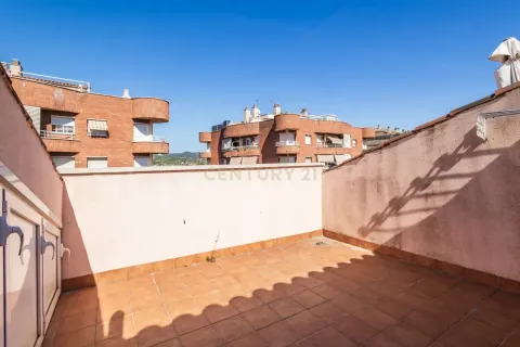Wohnung zum Verkauf in Sant Vicenc Dels Horts, Barcelona, Spanien 3 Schlafzimmer, 152 m2 Nr. 177853 - Foto 2