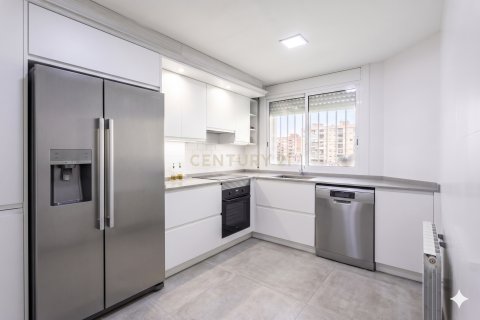Wohnung zum Verkauf in Sant Vicenc Dels Horts, Barcelona, Spanien 3 Schlafzimmer, 152 m2 Nr. 177853 - Foto 9