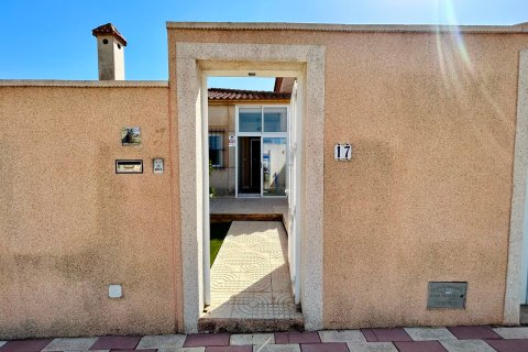 Villa for sale in Torrevieja, Alicante, Spain 3 bedrooms, 126 sq.m. No. 193808 - photo 7
