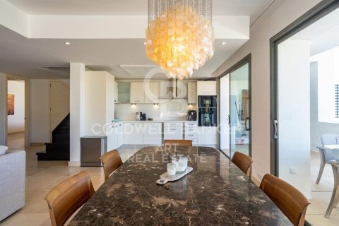 Penthouse w Benahavis, Malaga, Hiszpania 3 sypialnie, 221 mkw. nr 156839 – zdjęcie 8