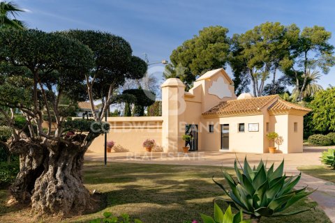 Huoneisto myytävänä Marbella, Malaga, Espanja, 2 makuuhuonetta, 120 m2 No. 156838 - kuva 14