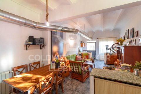 Liikekiinteistö myytävänä Sant Cugat Del Valles, Barcelona, Espanja , 230 m2 No. 156895 - kuva 16