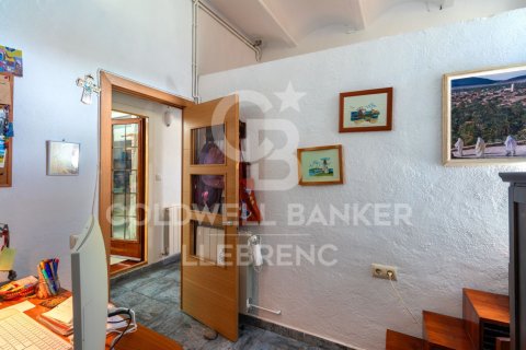 Liikekiinteistö myytävänä Sant Cugat Del Valles, Barcelona, Espanja , 230 m2 No. 156895 - kuva 23