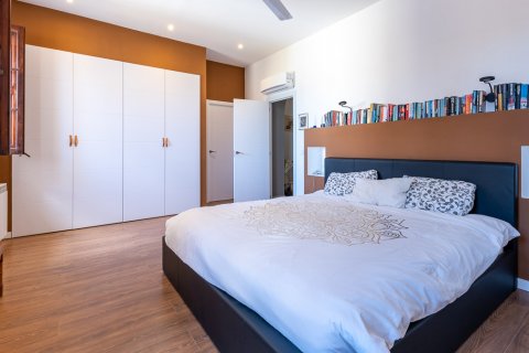 Townhouse for sale Llucmajor, Mallorca, Spain 4 bedrooms, 517 sq.m. No. 111795 - photo 16