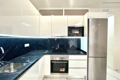 Lägenhet till salu i Torrevieja, Alicante, Spanien 2 sovrum, 100 kvm. Nr. 155675 - foto 12