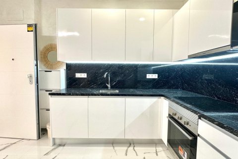 Lägenhet till salu i Torrevieja, Alicante, Spanien 2 sovrum, 100 kvm. Nr. 155675 - foto 13