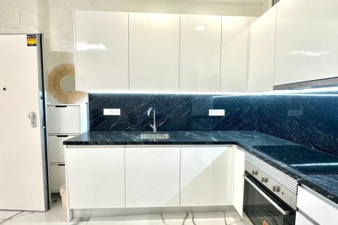 Lägenhet till salu i Torrevieja, Alicante, Spanien 2 sovrum, 100 kvm. Nr. 155675 - foto 8