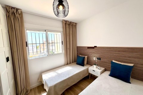 Kamienica w La Florida, Alicante, Hiszpania 3 sypialnie, 90 mkw. nr 155679 – zdjęcie 27