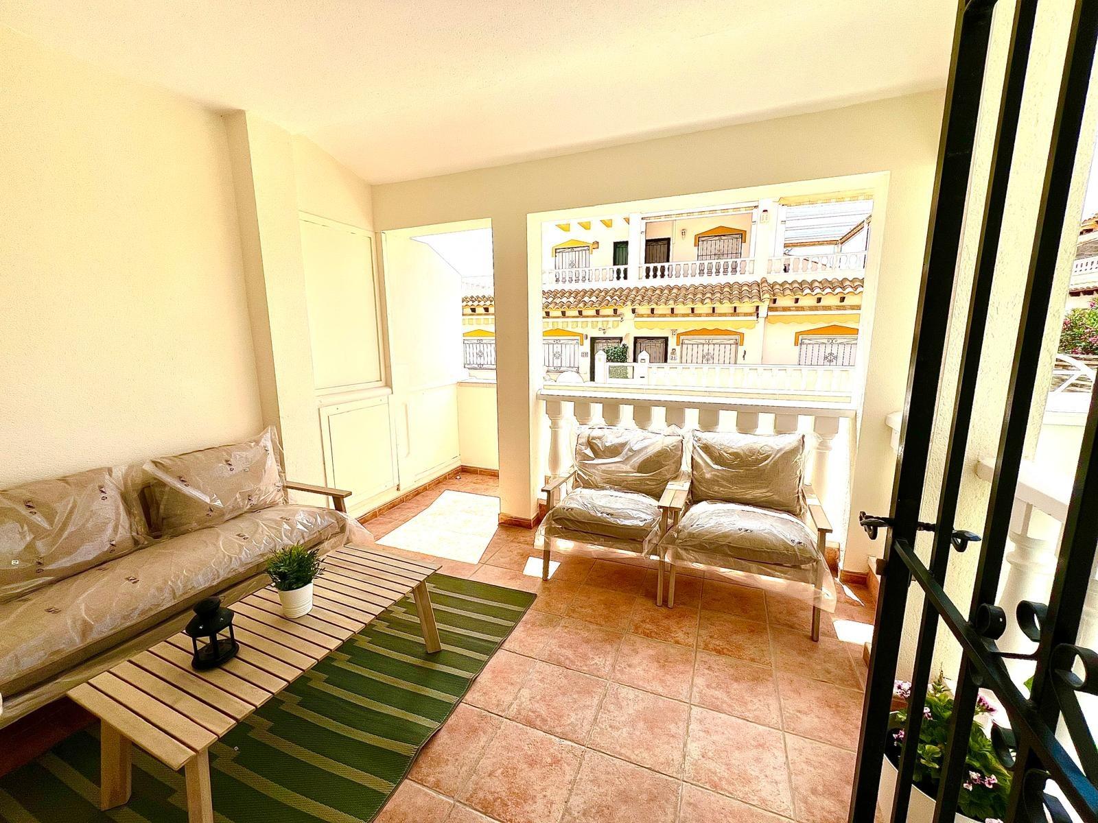 Villetta a schiera a Orihuela, Alicante, Spagna 3 camere da letto, 90 mq. N° 155679