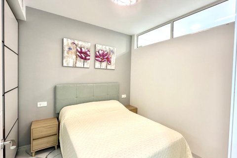 Apartament w Torrevieja, Alicante, Hiszpania 2 sypialnie, 100 mkw. nr 155676 – zdjęcie 20