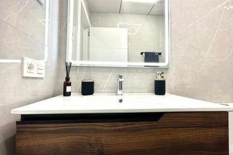 Apartament w Torrevieja, Alicante, Hiszpania 2 sypialnie, 100 mkw. nr 155676 – zdjęcie 22