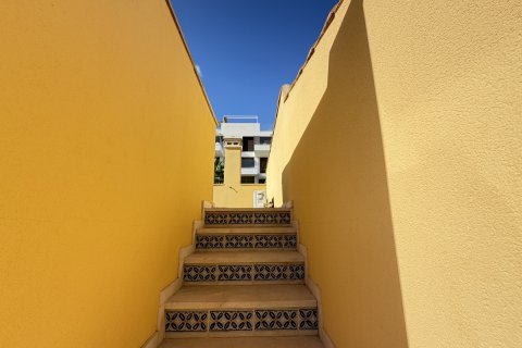 Apartment for sale in Alicante, Spain 2 bedrooms, 78 sq.m. No. 196193 - photo 22