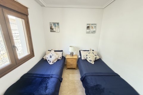Apartment for sale in Alicante, Spain 2 bedrooms, 78 sq.m. No. 196193 - photo 11