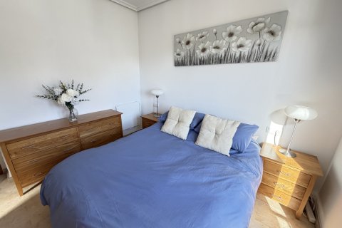 Apartment for sale in Alicante, Spain 2 bedrooms, 78 sq.m. No. 196193 - photo 15