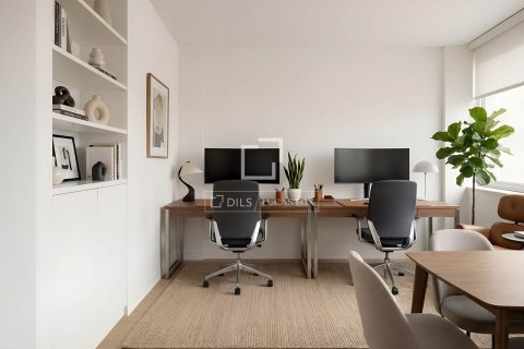 Продажа квартиры в Барселона, Испания 4 спальни, 125м2 №164619 - фото 5