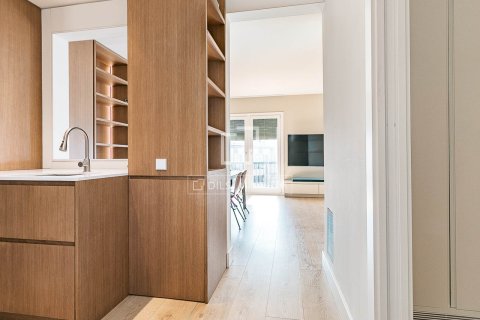 Apartment à vendre à Barcelona, Espagne, 2 chambres, 70 m2 No. 164614 - photo 11
